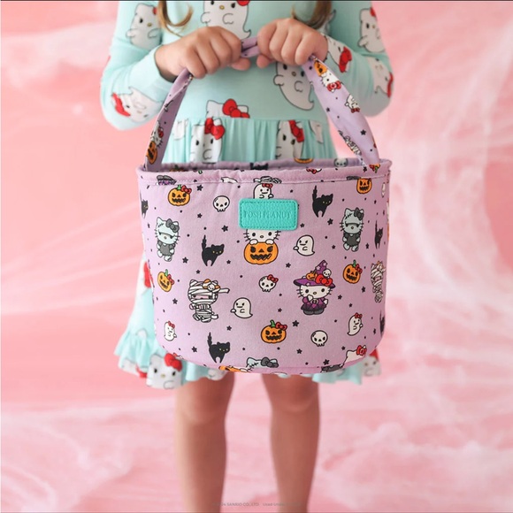 Hello Kitty Halloween Basket Posh Peanut